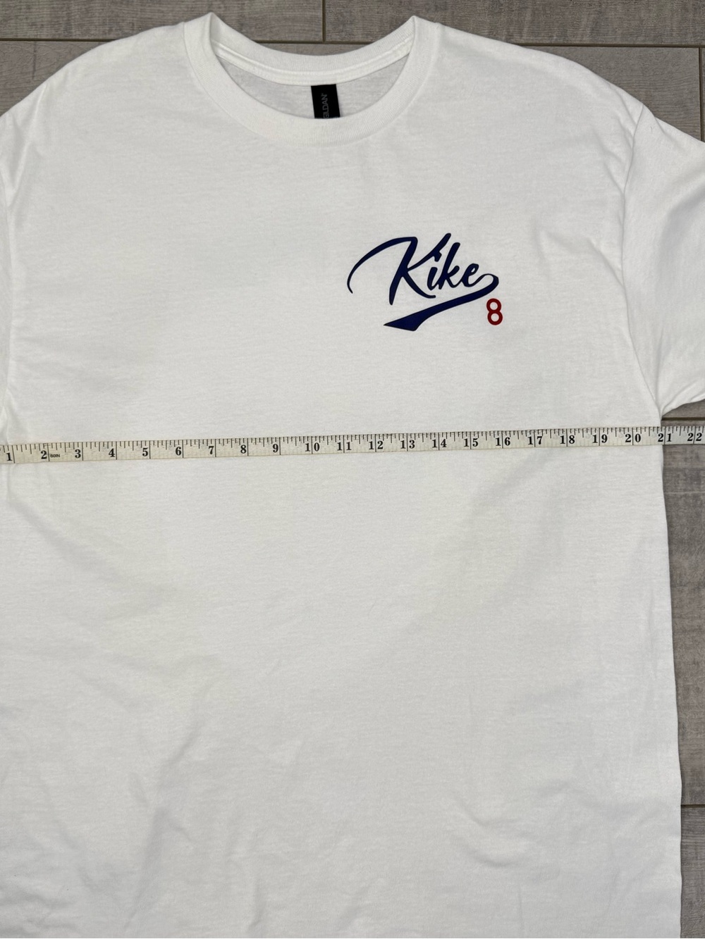 Kike Hernandez 💙White Short Sleeve Tee with Blue LA Cap … Dodgers - Picture 4 of 5